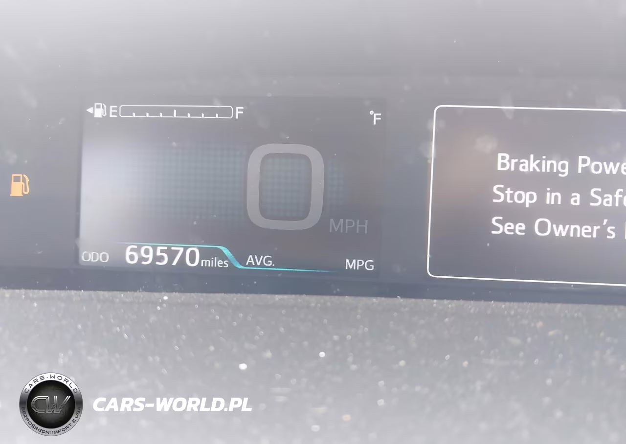 2017 Toyota Prius Two VIN:JTDKBRFU7H3567916 - 15
