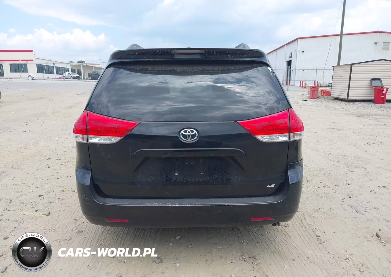 2011 Toyota Sienna Le V6 VIN:5TDKK3DC6BS012369 - 17