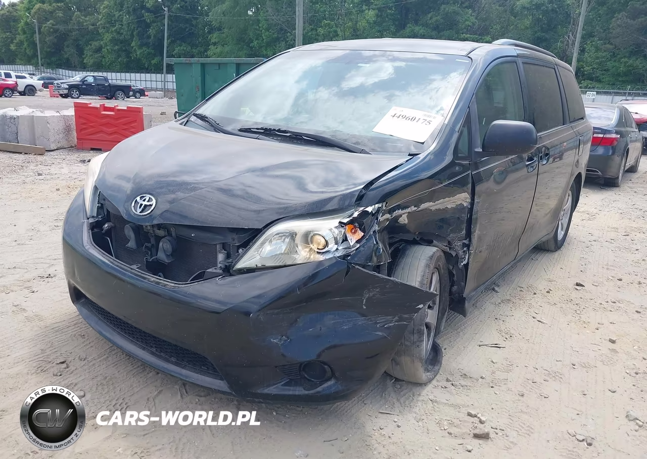 2011 Toyota Sienna Le V6 VIN:5TDKK3DC6BS012369 - 6