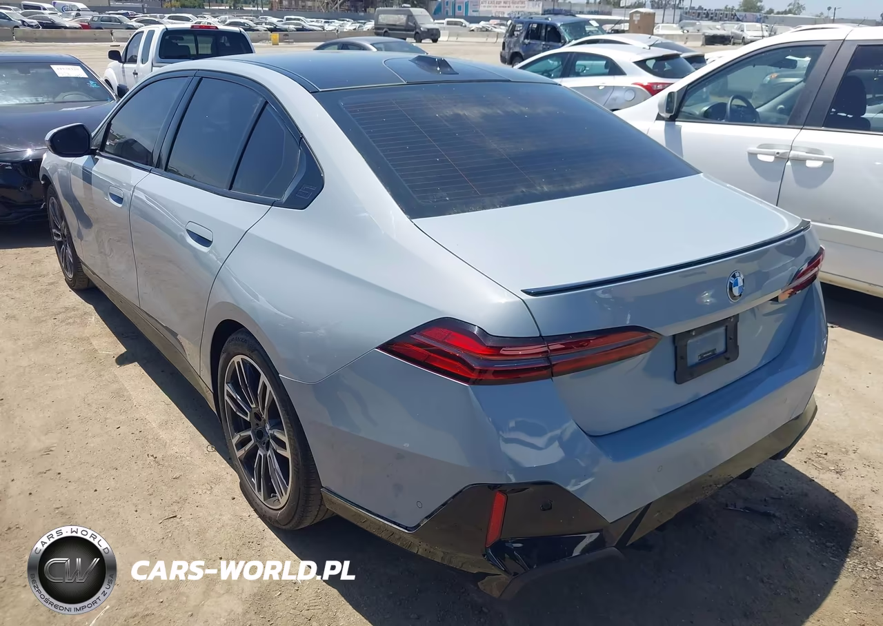 2024 BMW 530I VIN:WBA43FJ02RCP67867 - 3