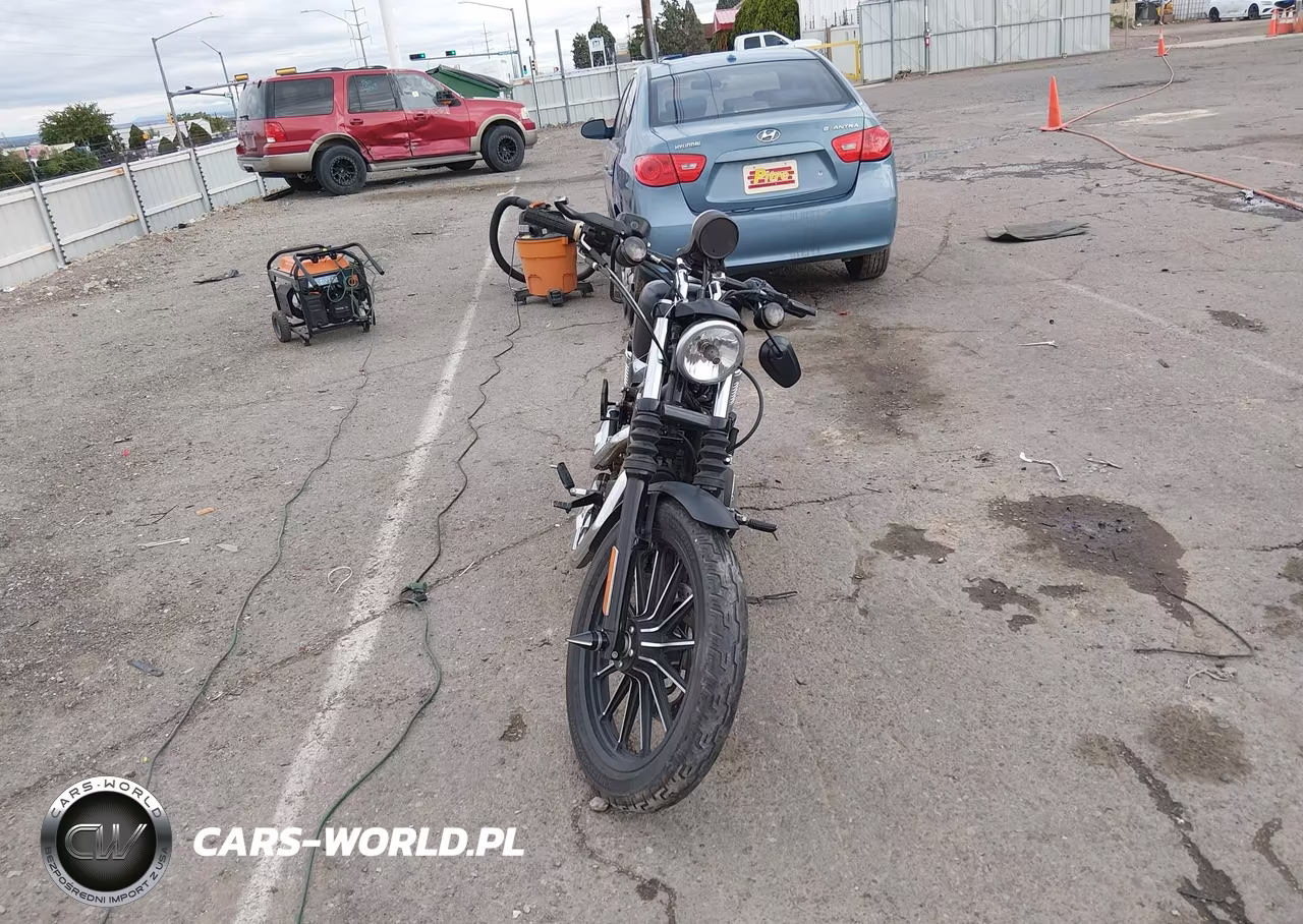 2015 Harley-Davidson Xl883 Iron 883 VIN:1HD4LE219FC435701 - 5