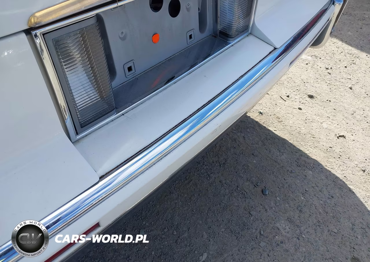 1993 Cadillac Deville VIN:1G6CD53B4P4256644 - 12