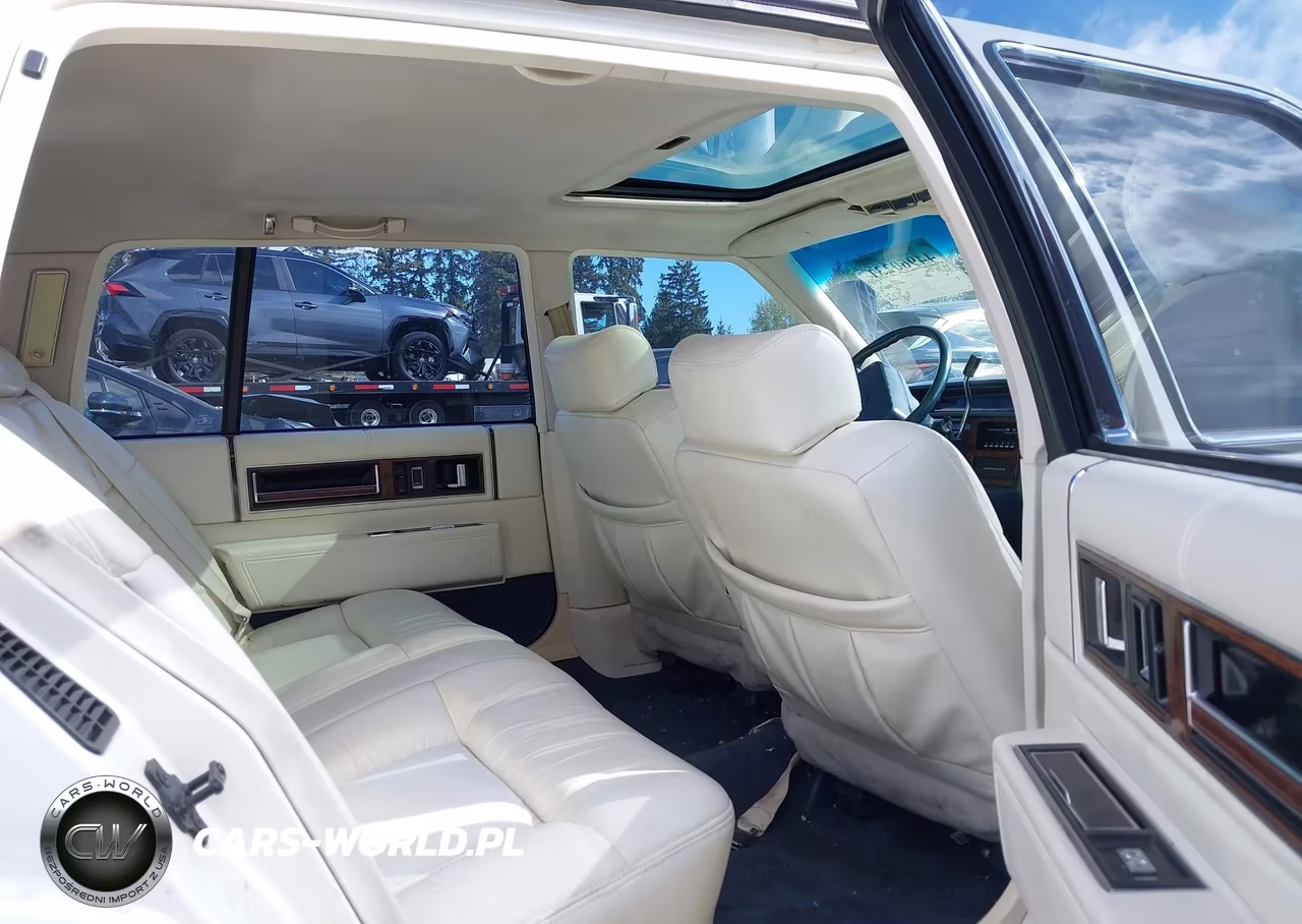 1993 Cadillac Deville VIN:1G6CD53B4P4256644 - 8
