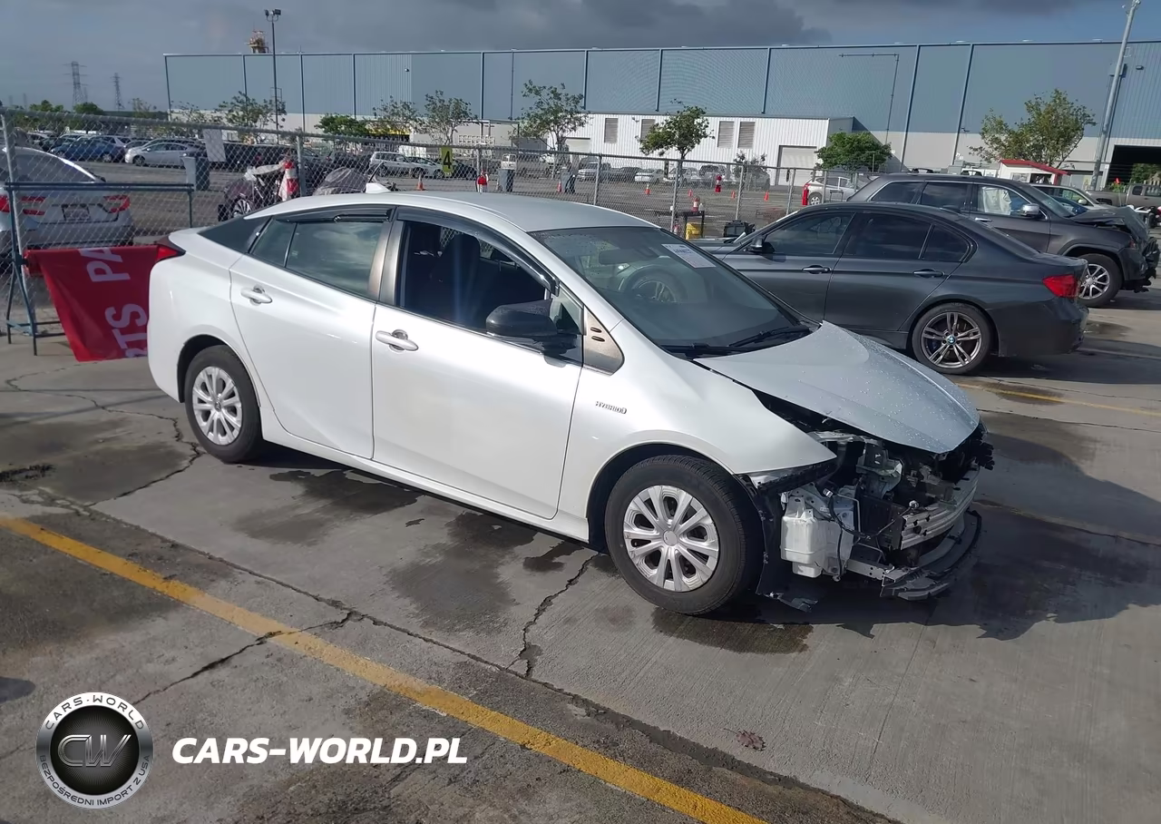 2022 Toyota Prius Le – zdjęcie 1 z 17
