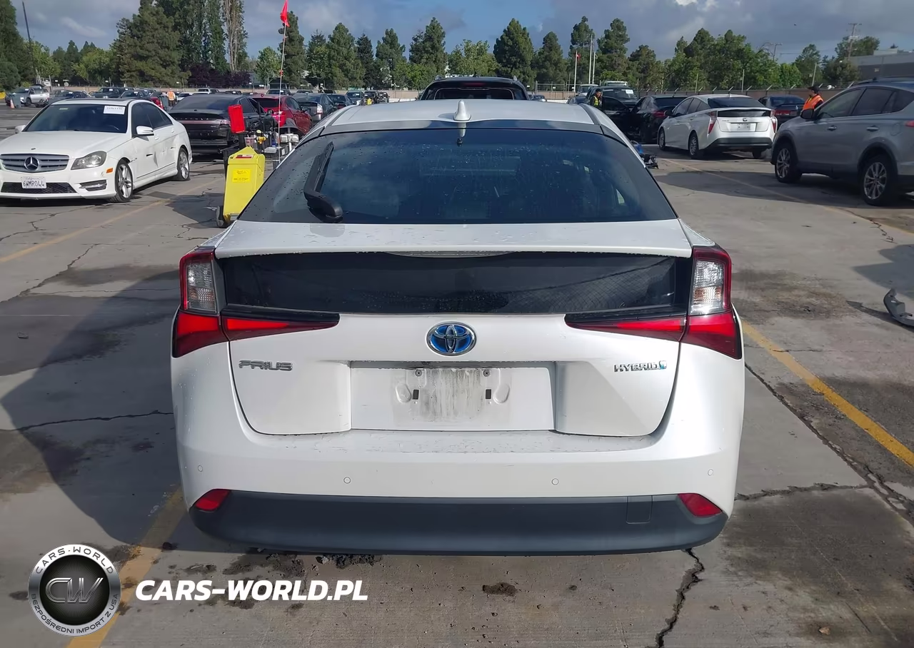 2022 Toyota Prius Le VIN:JTDKAMFU2N3178098 - 17