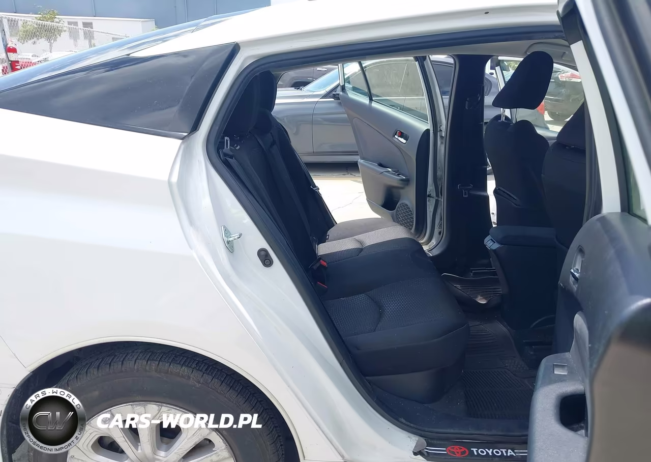 2022 Toyota Prius Le VIN:JTDKAMFU2N3178098 - 8