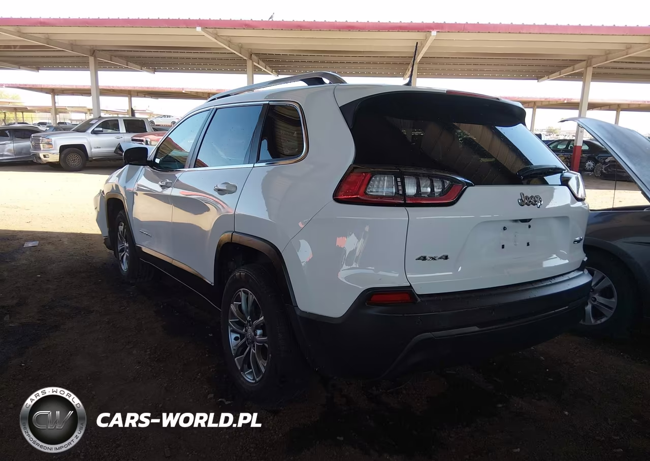 2019 Jeep Cherokee Latitude Plus 4X4 VIN:1C4PJMLB6KD335310 - 3
