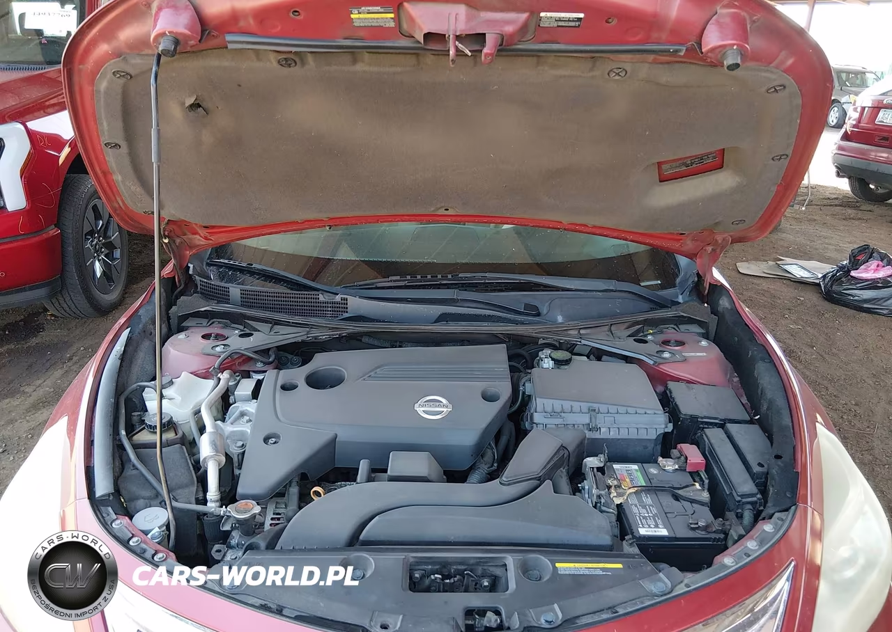 2014 Nissan Altima 2.5 S VIN:1N4AL3AP1EN209806 - 10