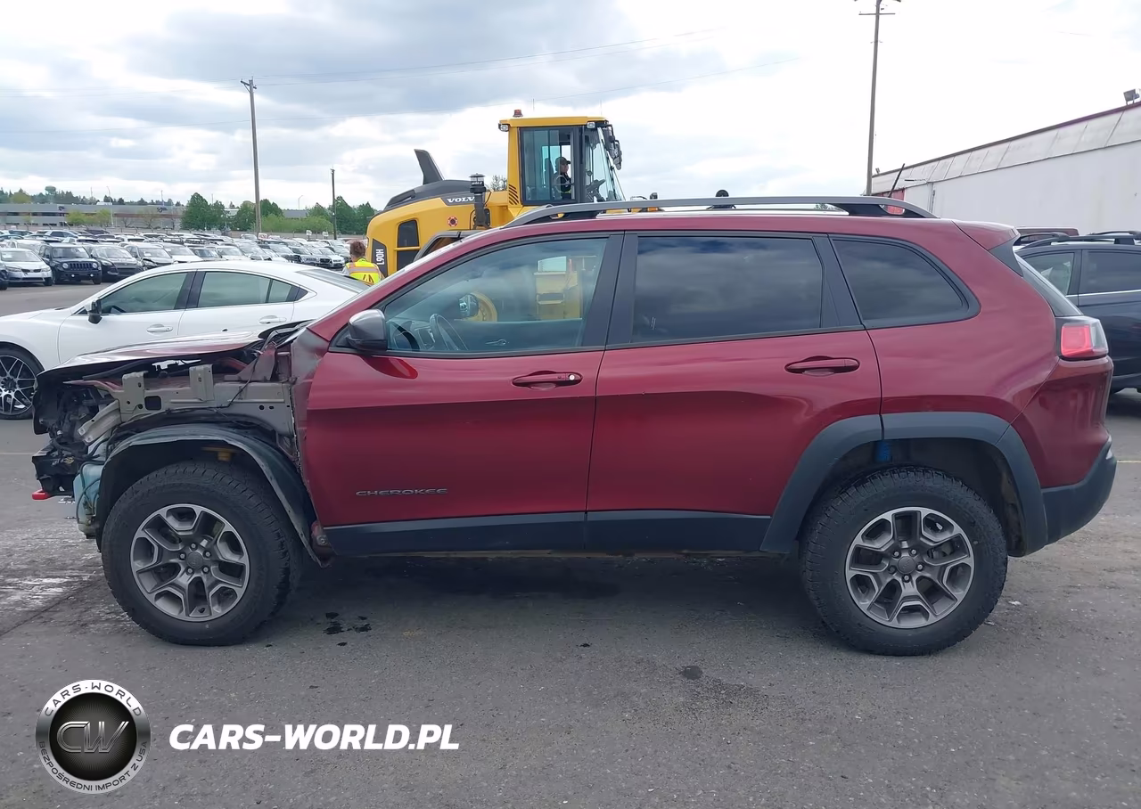 2020 Jeep Cherokee Trailhawk 4X4 VIN:1C4PJMBX7LD583127 - 15