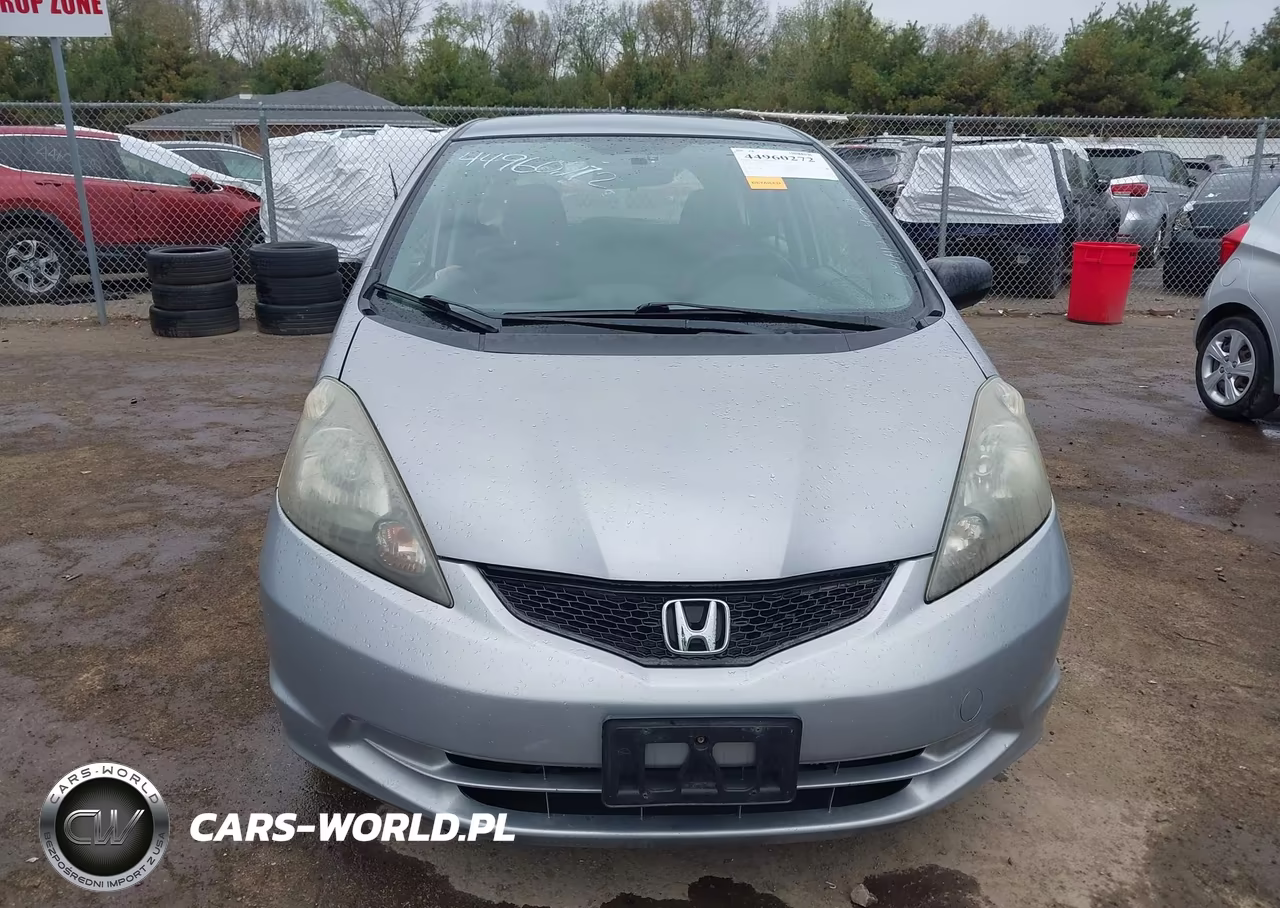2010 Honda Fit VIN:JHMGE8H27AC034908 - 13