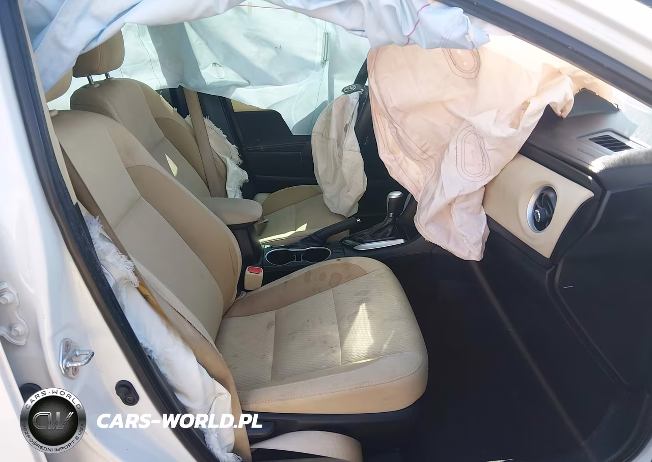 2019 Toyota Corolla Le VIN:2T1BURHE2KC235834 - 5