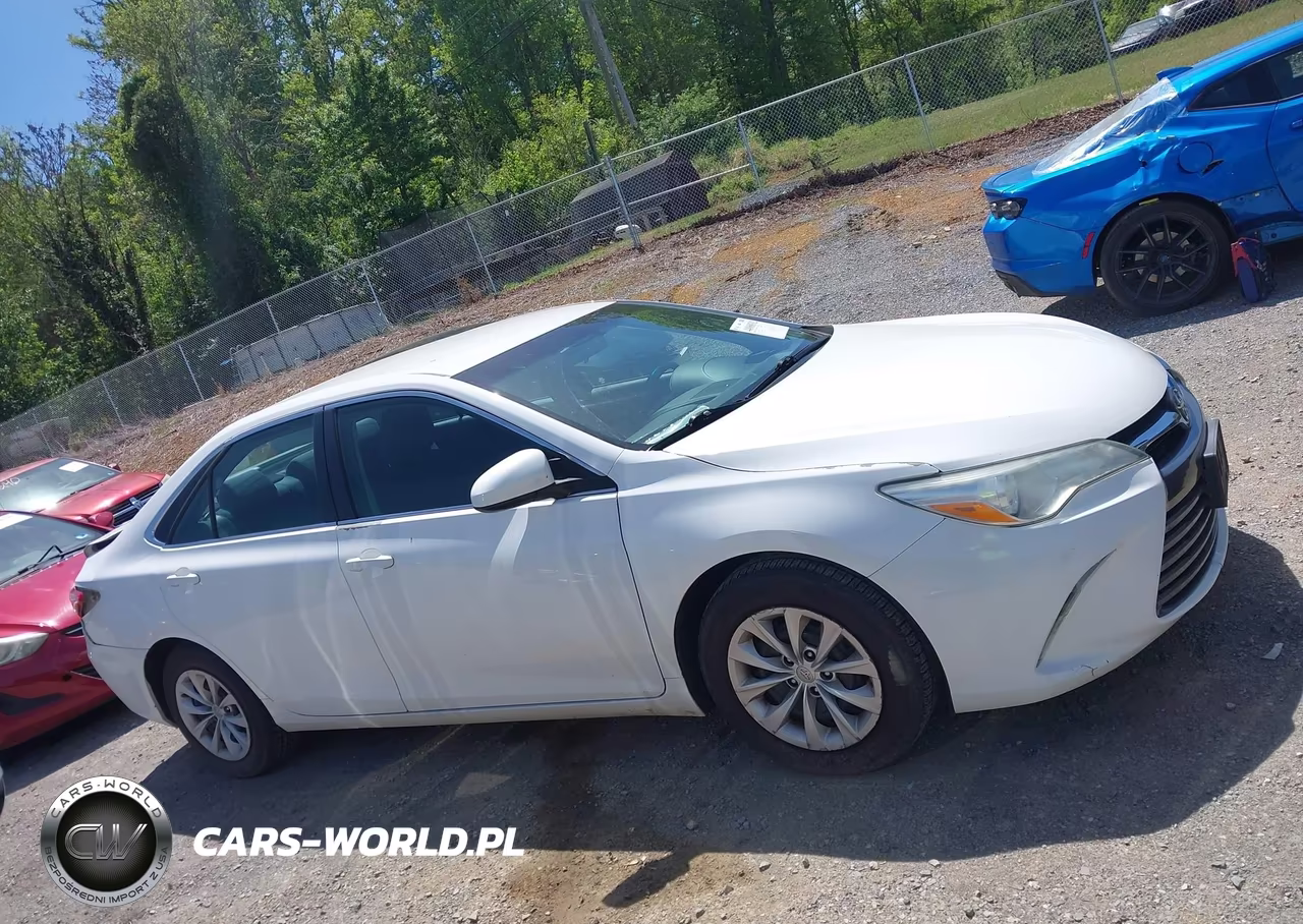 2015 Toyota Camry Le VIN:4T4BF1FK6FR488234 - 14