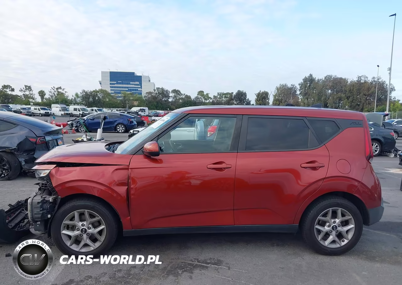 2020 Kia Soul S VIN:KNDJ23AU6L7017186 - 13
