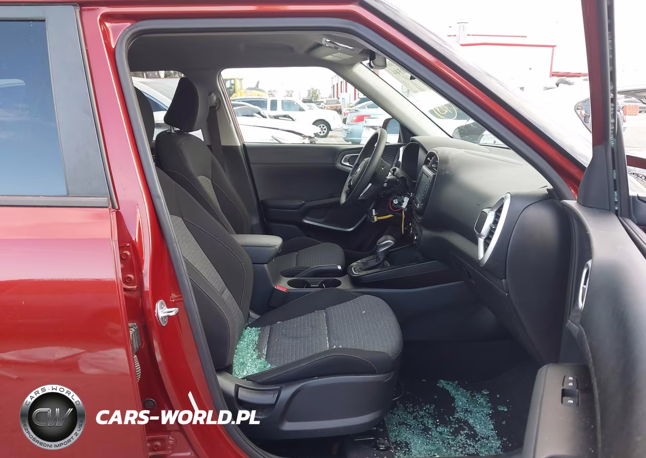 2020 Kia Soul S VIN:KNDJ23AU6L7017186 - 5