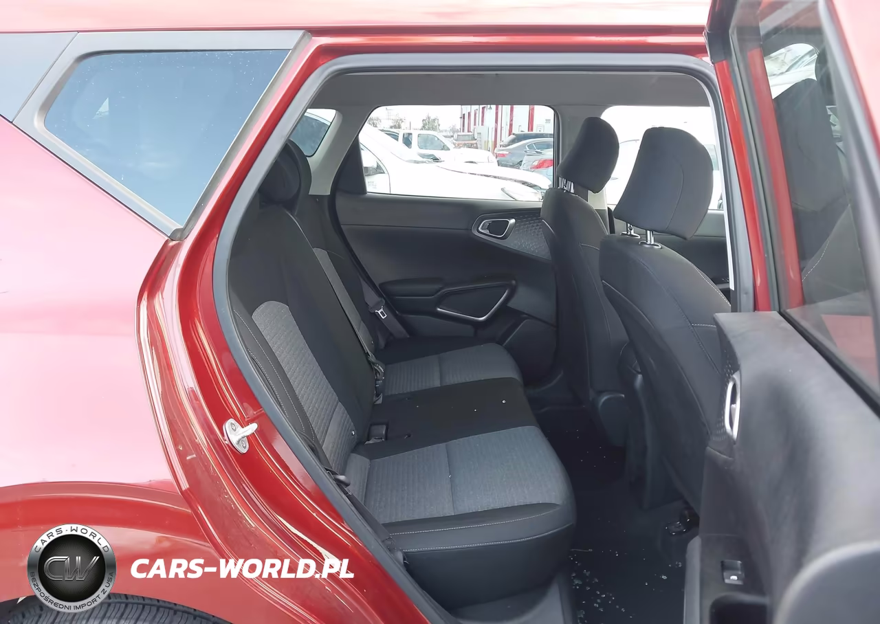 2020 Kia Soul S VIN:KNDJ23AU6L7017186 - 8