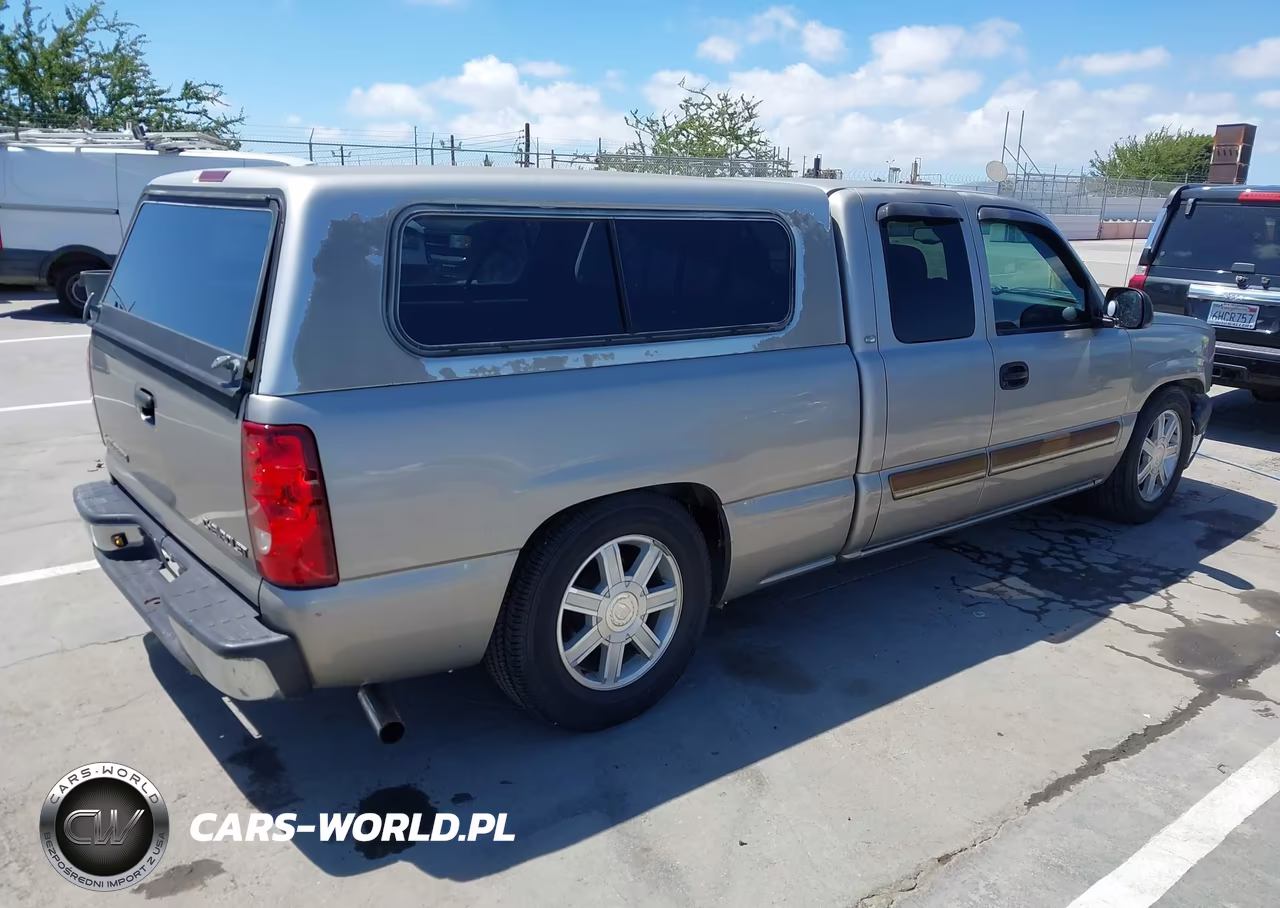 2003 Chevrolet Silverado 1500 Ls VIN:2GCEC19X331222821 - 4
