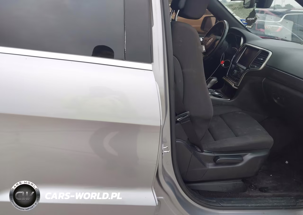 2018 Jeep Grand Cherokee Laredo E 4X2 VIN:1C4RJEAG4JC512292 - 5