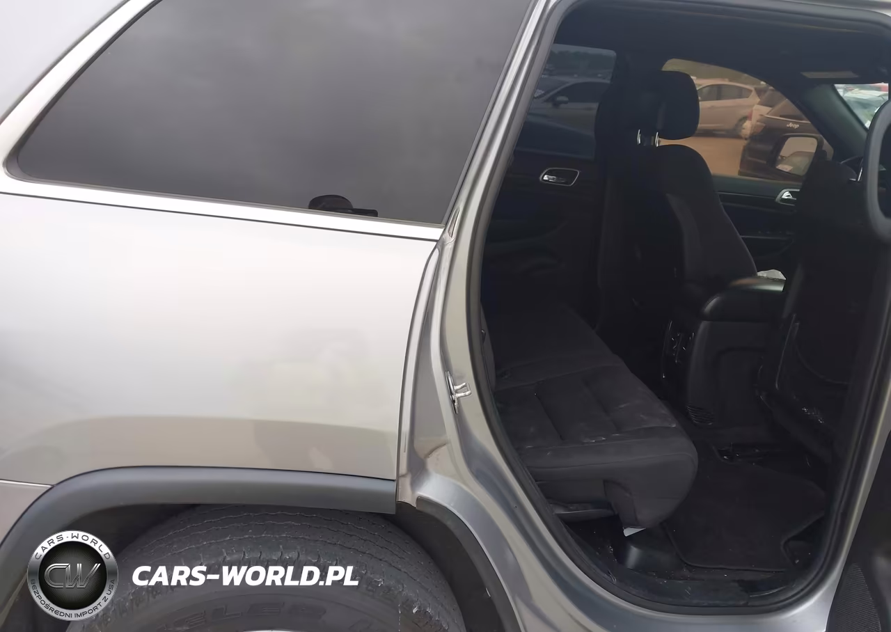 2018 Jeep Grand Cherokee Laredo E 4X2 VIN:1C4RJEAG4JC512292 - 8