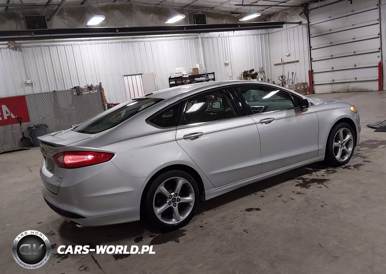 2014 Ford Fusion Se VIN:3FA6P0HD5ER330663 - 4