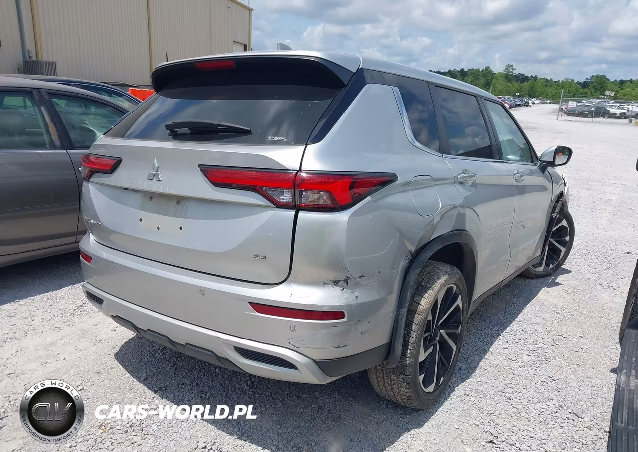2022 Mitsubishi Outlander Black Edition S-Awc-Se 2.5 S-Awc-Se Launch Edition S-Awc VIN:JA4J4UA87NZ046510 - 4