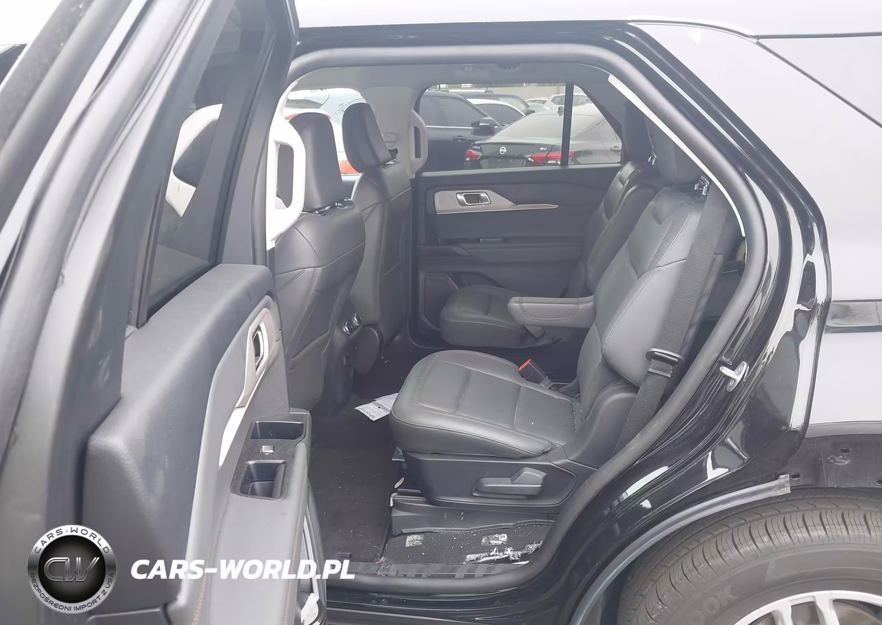 2025 Ford Explorer Active VIN:1FMUK7DH1SGA38069 - 8