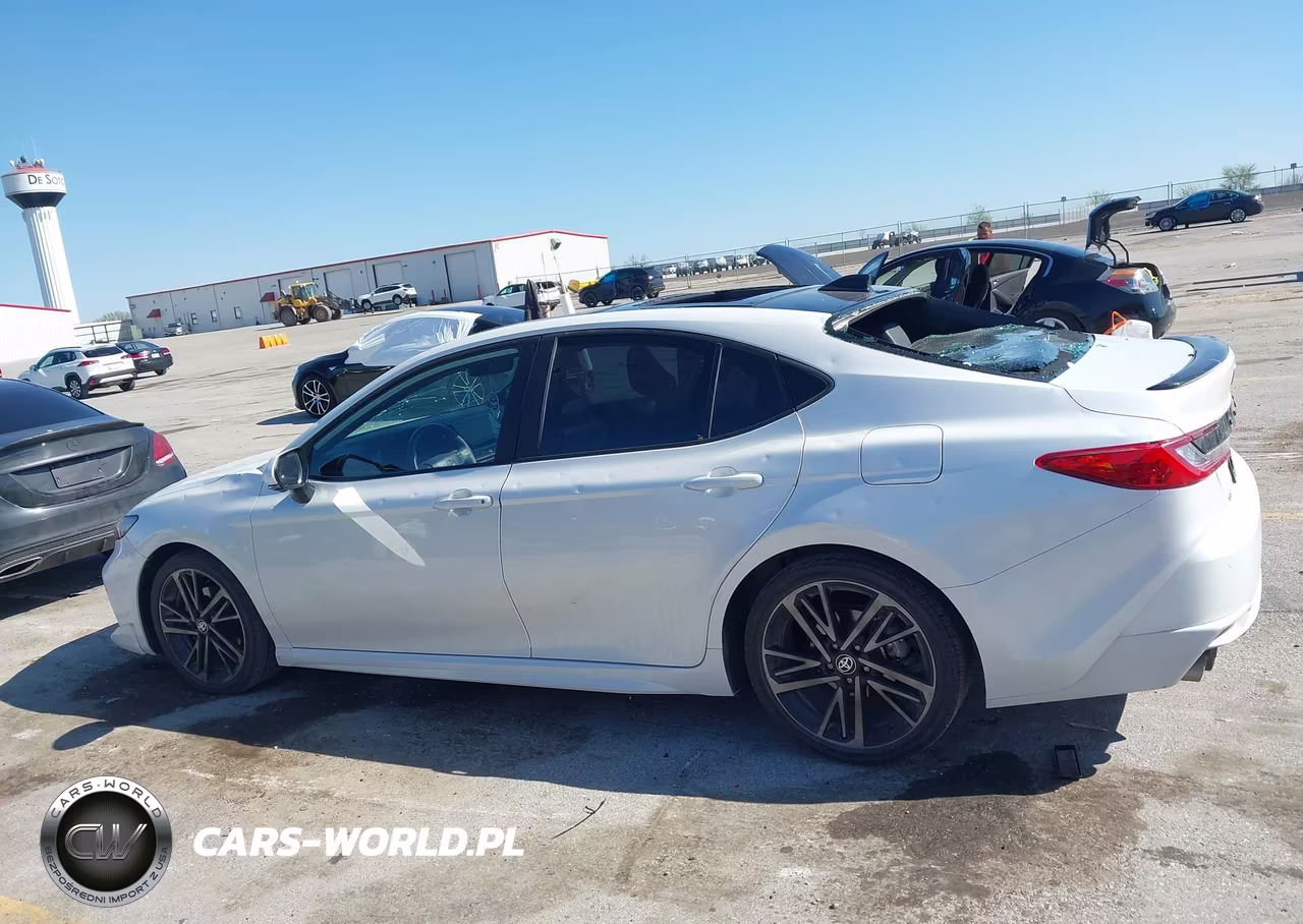 2025 Toyota Camry Xse VIN:4T1DAACK5SU049994 - 14