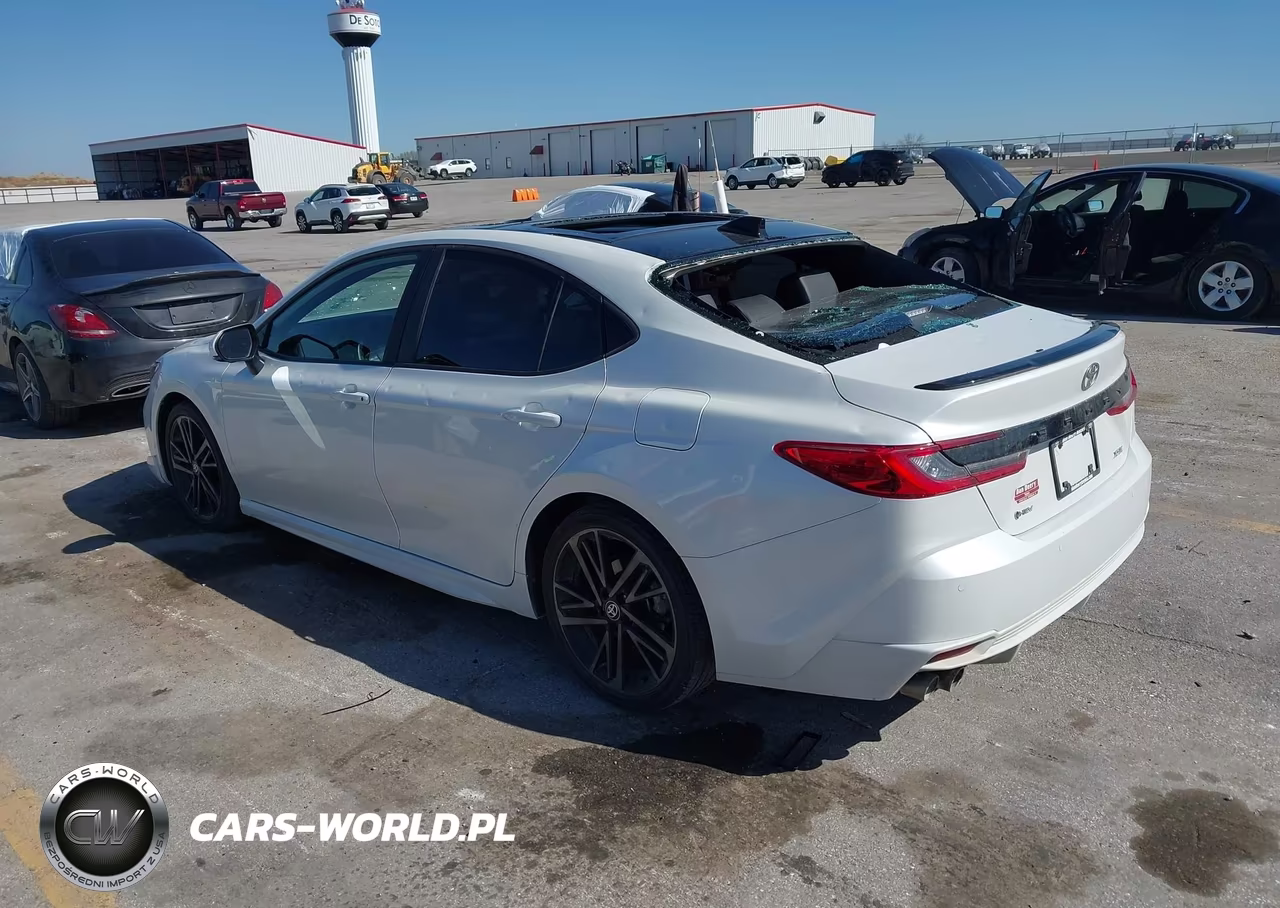 2025 Toyota Camry Xse VIN:4T1DAACK5SU049994 - 3