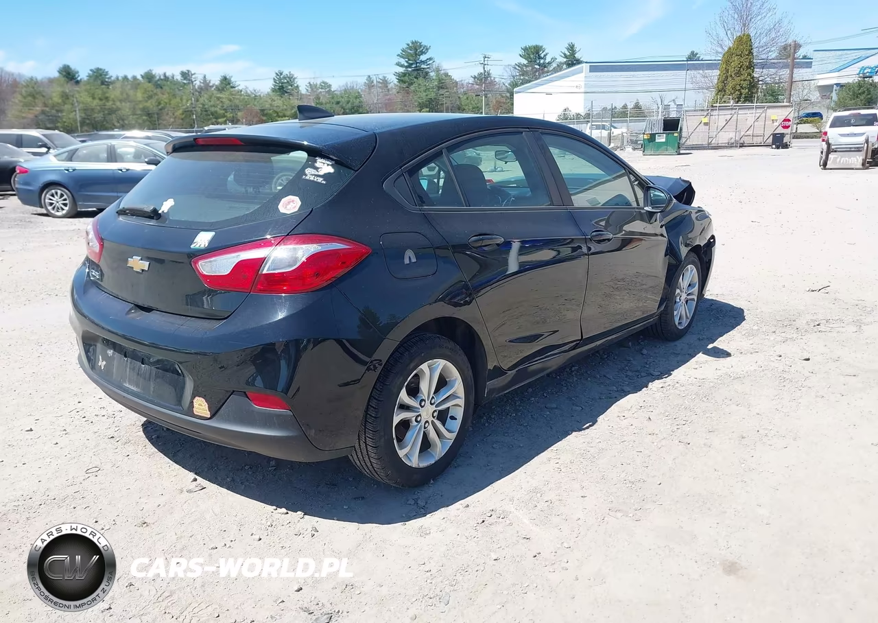 2019 Chevrolet Cruze Ls VIN:3G1BC6SM2KS527724 - 4