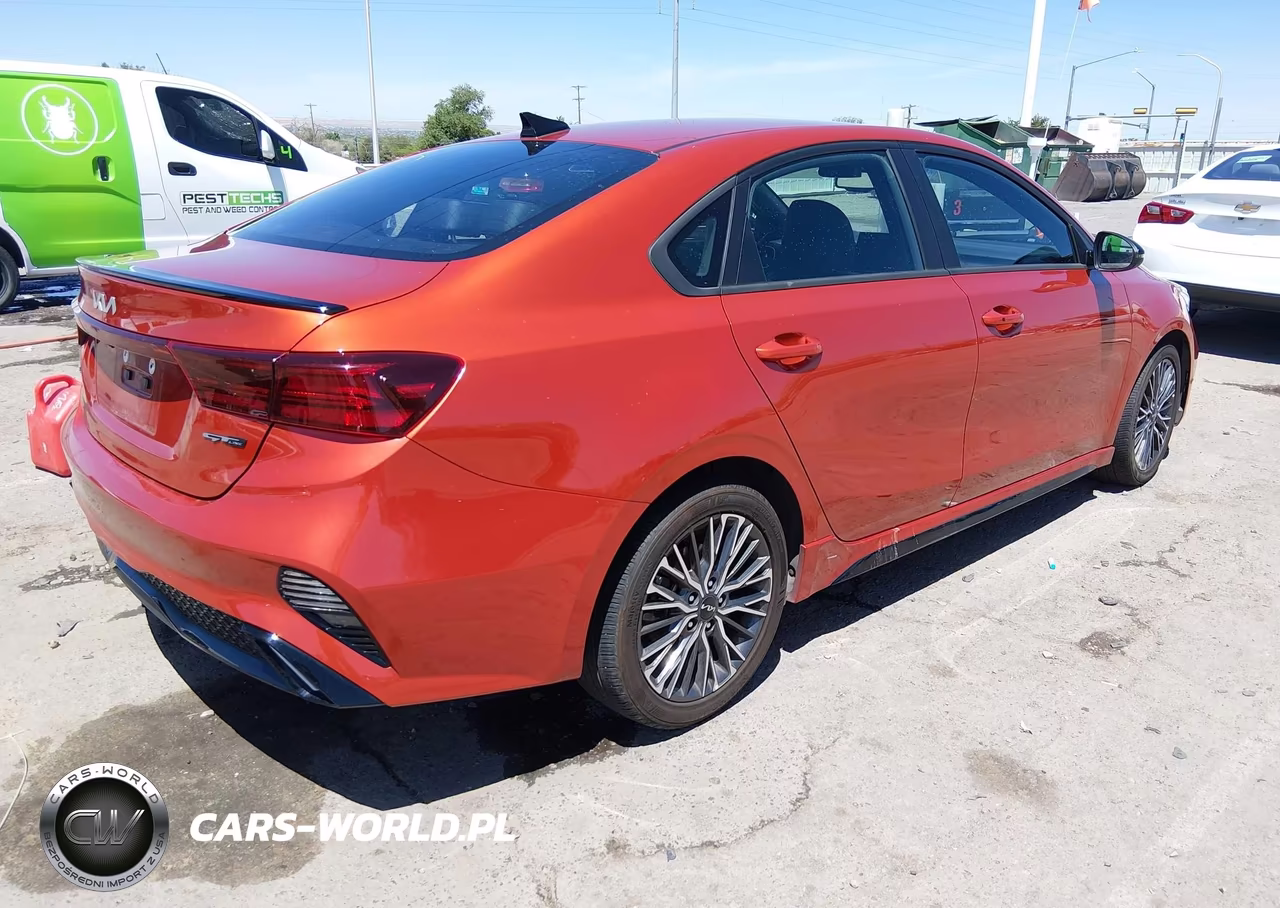 2024 Kia Forte Gt-Line VIN:3KPF54AD5RE736411 - 4