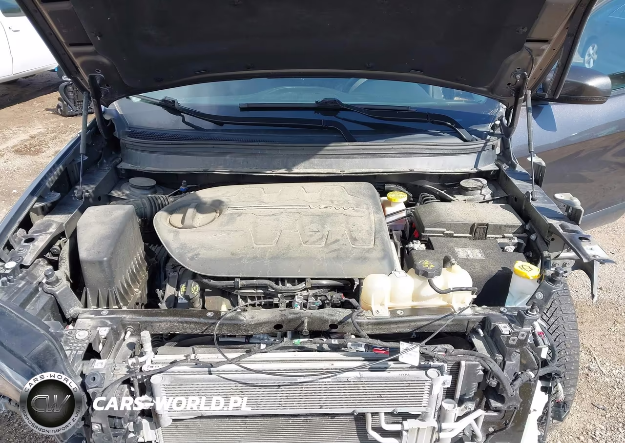 2020 Jeep Cherokee Altitude 4X4 VIN:1C4PJMLX1LD511998 - 10