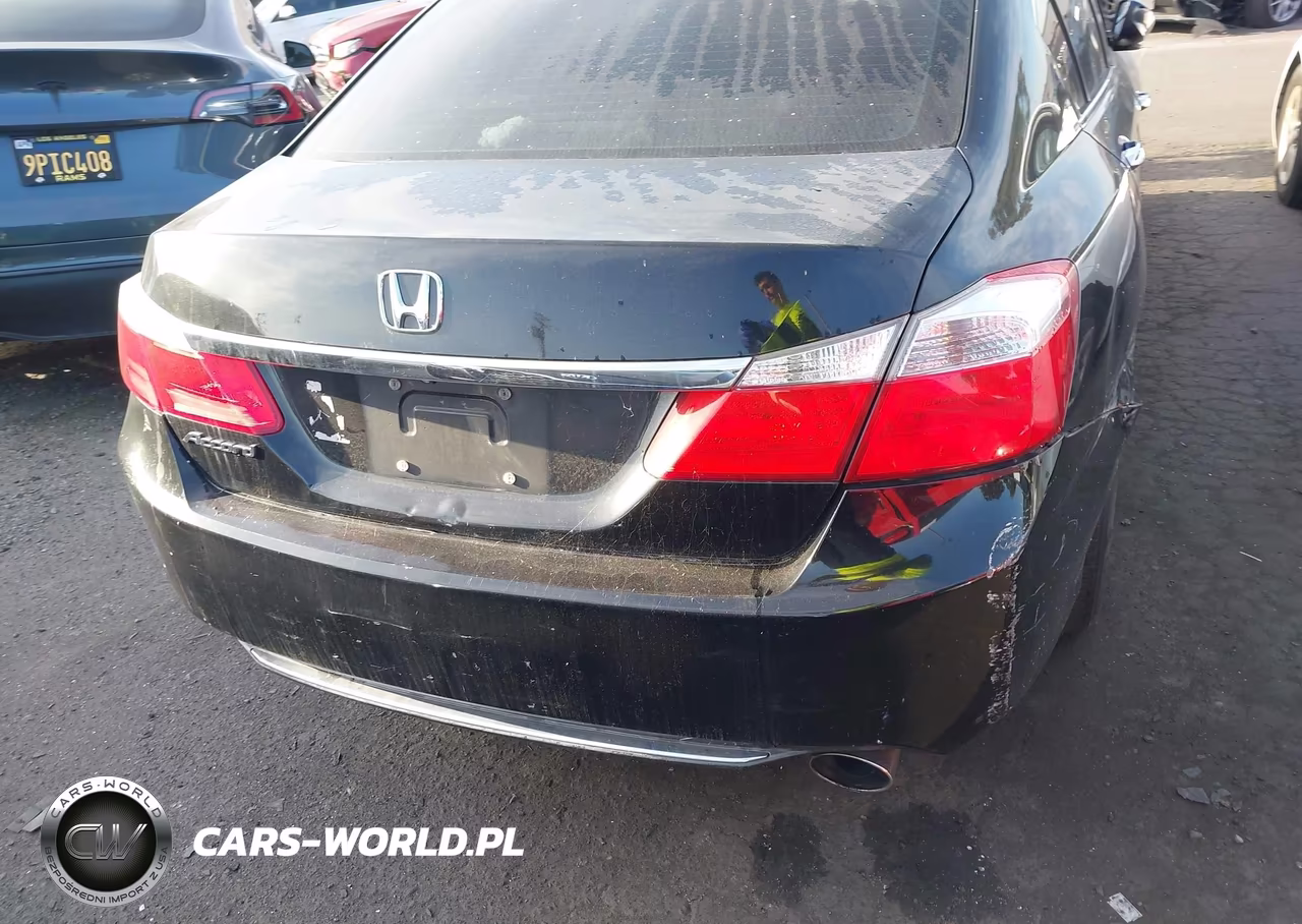 2015 Honda Accord Lx VIN:1HGCR2F31FA131569 - 17