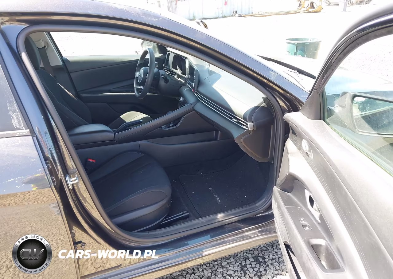 2021 Hyundai Elantra Sel VIN:5NPLM4AG2MH011482 - 5