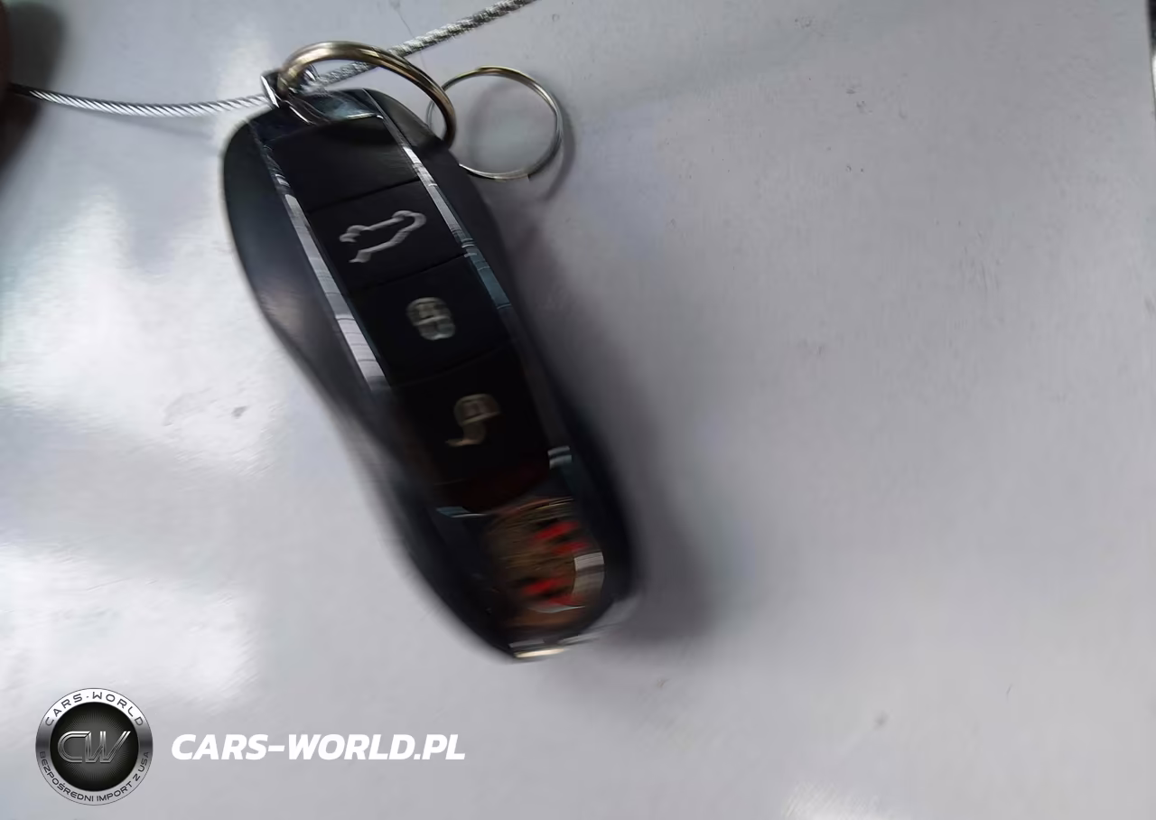 2018 Porsche Macan VIN:WP1AA2A50JLB08950 - 11