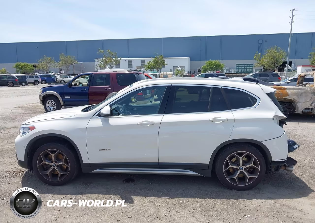 2016 BMW X1 xDrive28I VIN:WBXHT3C32G5E53461 - 14