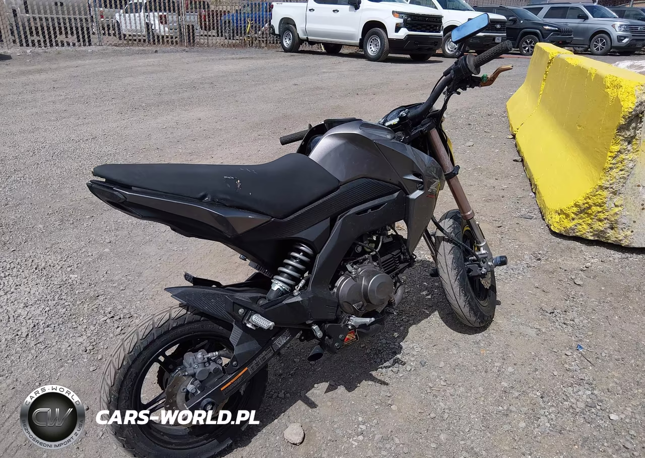2017 Kawasaki Br125 J VIN:JKABRRJ10HDA02603 - 4