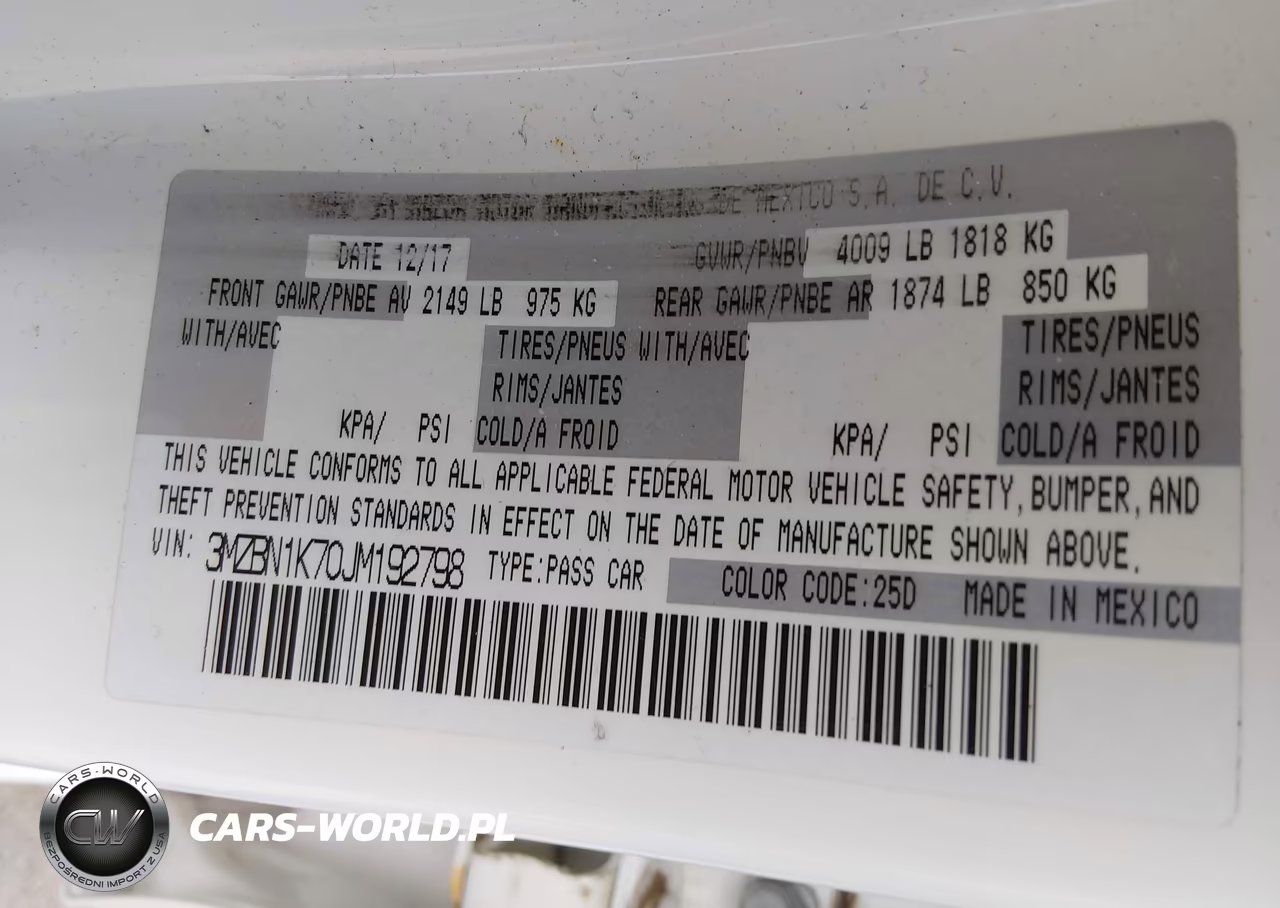 2018 Mazda Mazda3 Sport VIN:3MZBN1K70JM192798 - 9