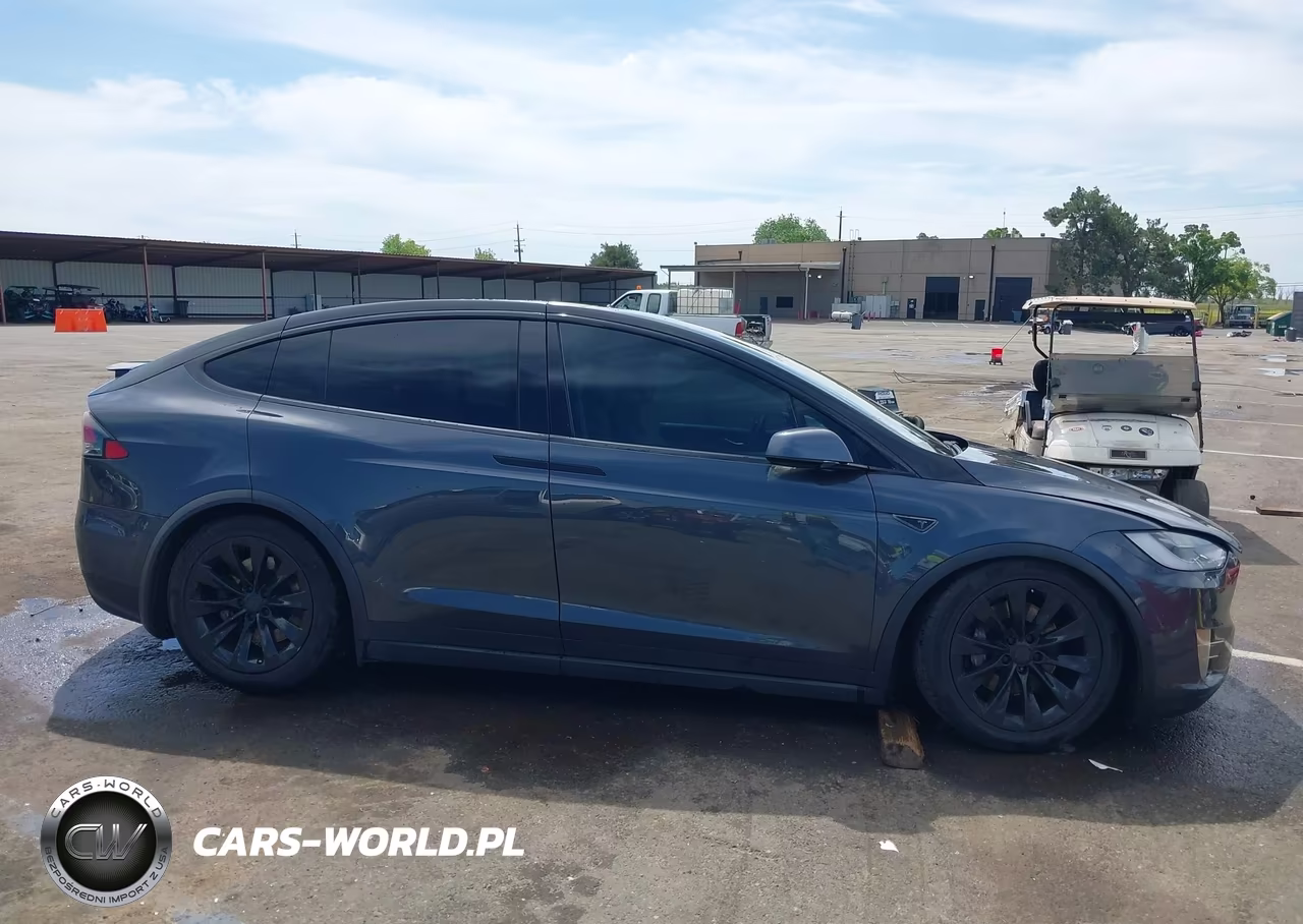 2016 Tesla Model X 60D-70D-75D-90D-P100D VIN:5YJXCBE26GF015383 - 12
