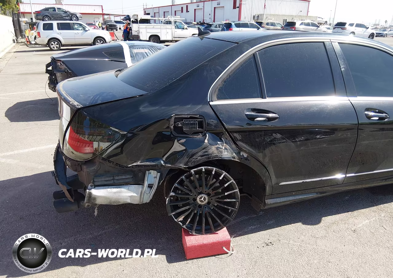 2012 Mercedes-Benz C 350 Sport VIN:WDDGF5HBXCA730390 - 19