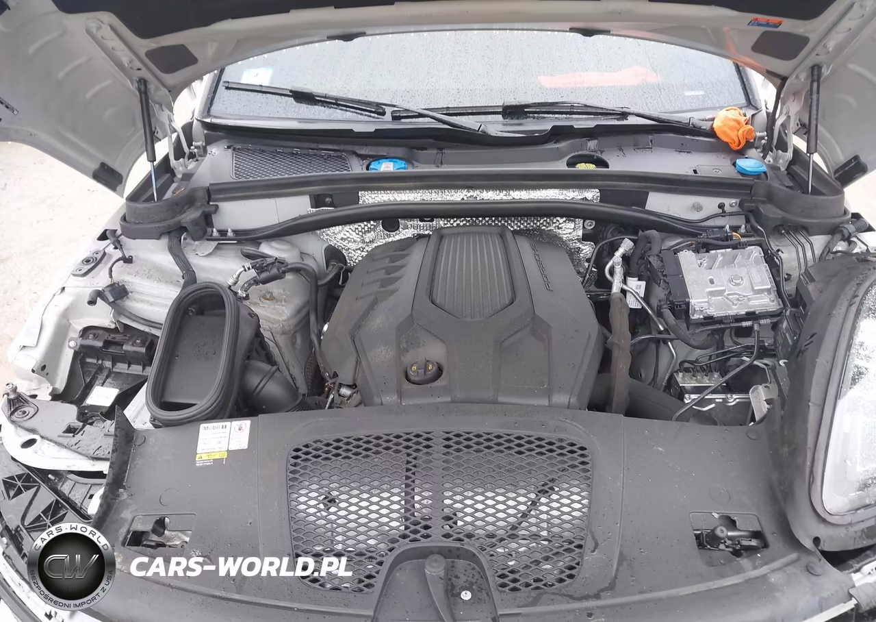 2022 Porsche Macan VIN:WP1AA2A52NLB05120 - 10