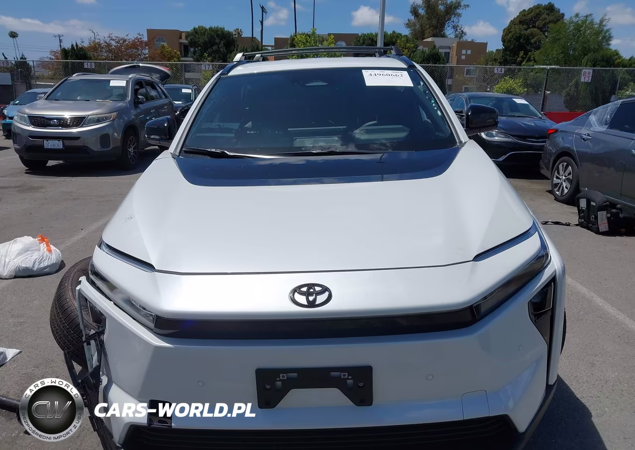 2026 Toyota Bz Xle VIN:JTMBFAEB4TA004557 - 12