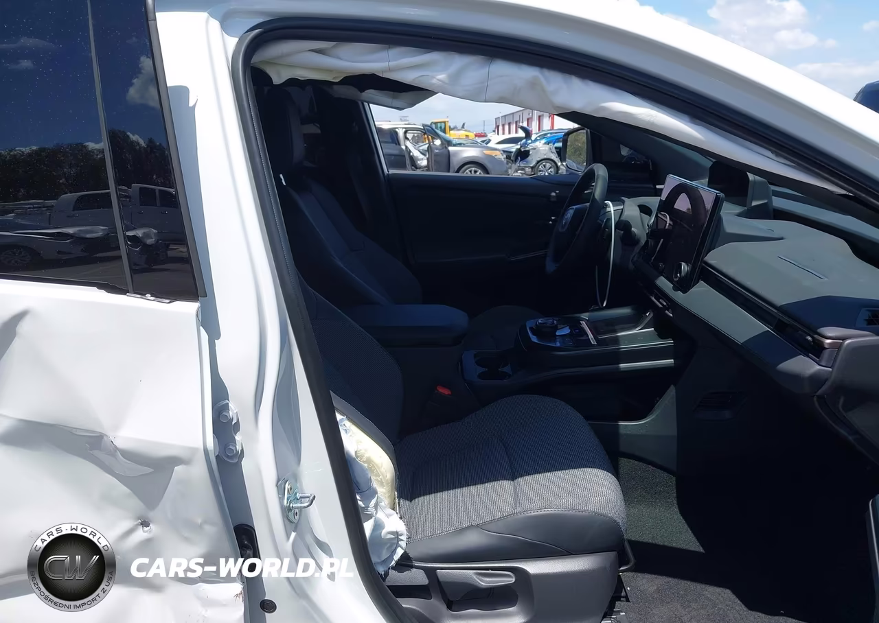 2026 Toyota Bz Xle VIN:JTMBFAEB4TA004557 - 5