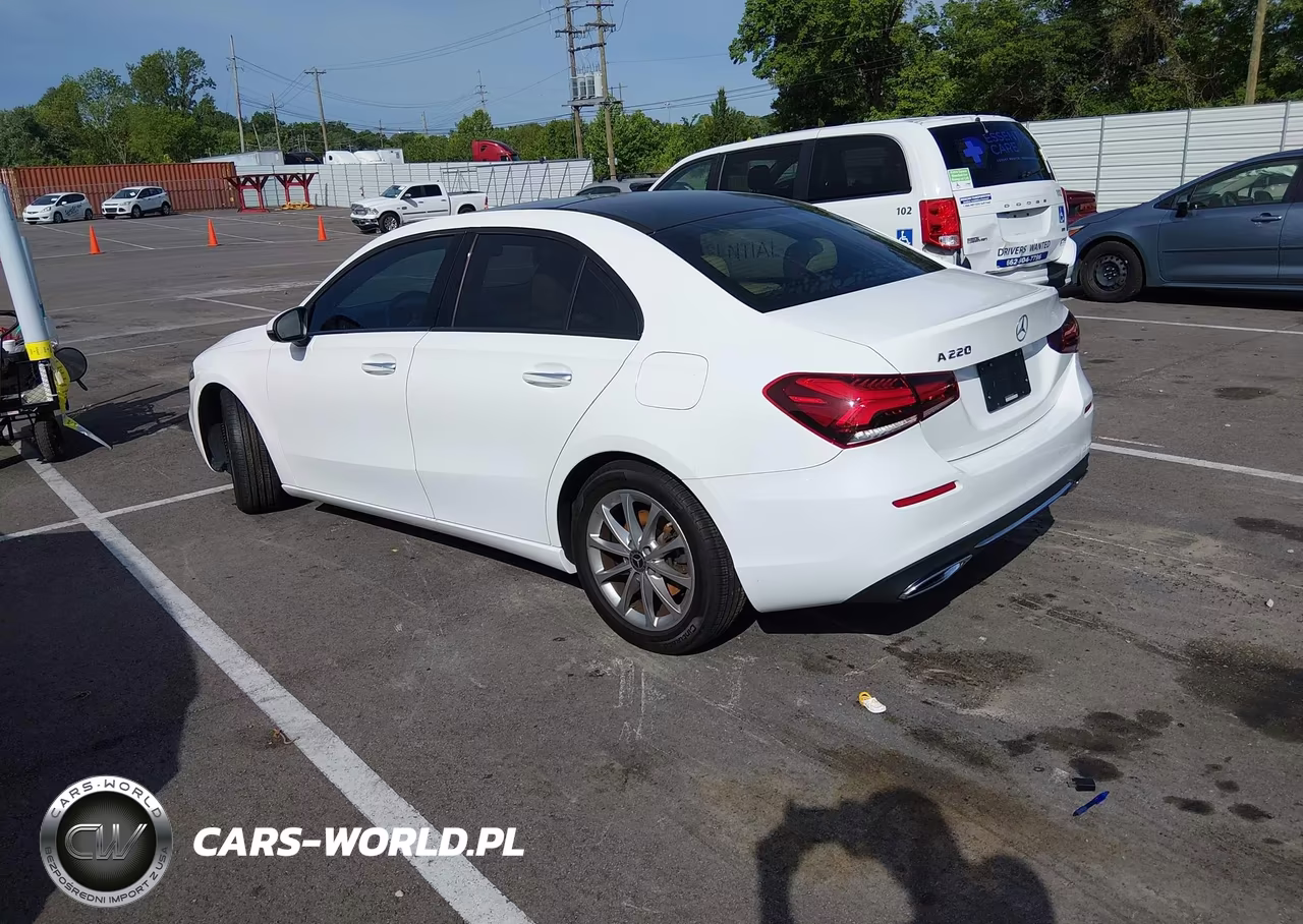2019 Mercedes-Benz A 220 VIN:WDD3G4EB3KW031940 - 3
