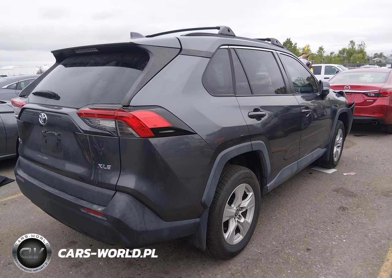 2021 Toyota Rav4 Xle VIN:2T3W1RFV1MC124215 - 4