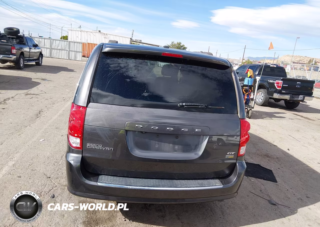 2019 Dodge Grand Caravan Gt VIN:2C4RDGEG2KR725604 - 17