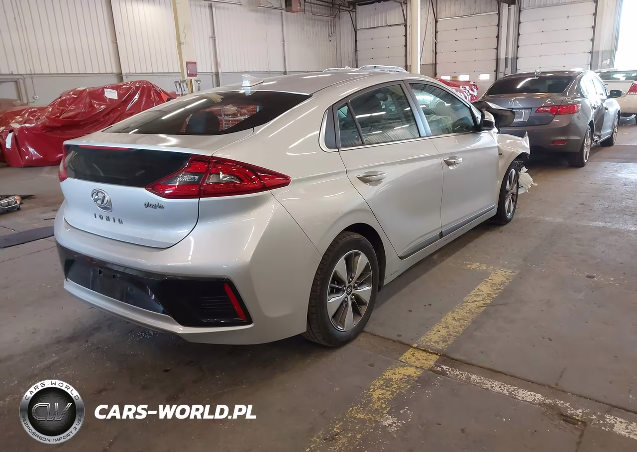 2019 Hyundai Ioniq Plug-In Hybrid Limited VIN:KMHC75LD2KU159808 - 4