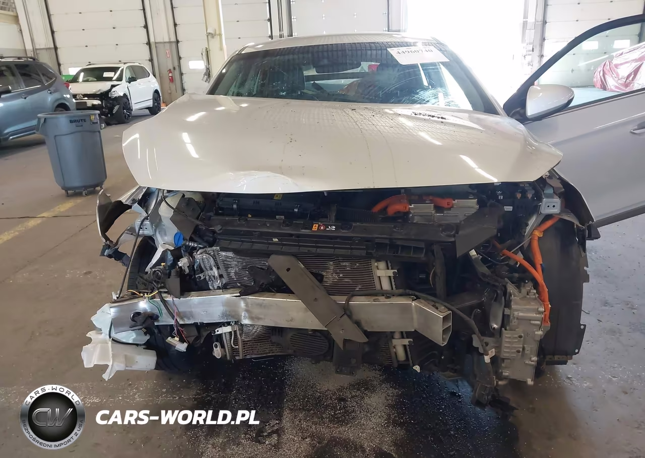 2019 Hyundai Ioniq Plug-In Hybrid Limited VIN:KMHC75LD2KU159808 - 6