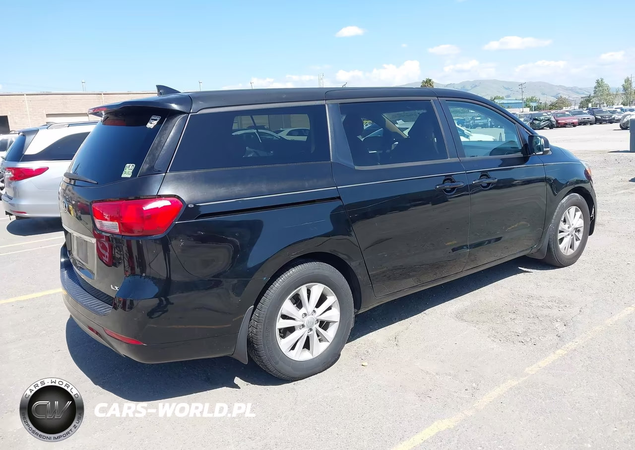 2018 Kia Sedona Lx VIN:KNDMB5C13J6356387 - 4