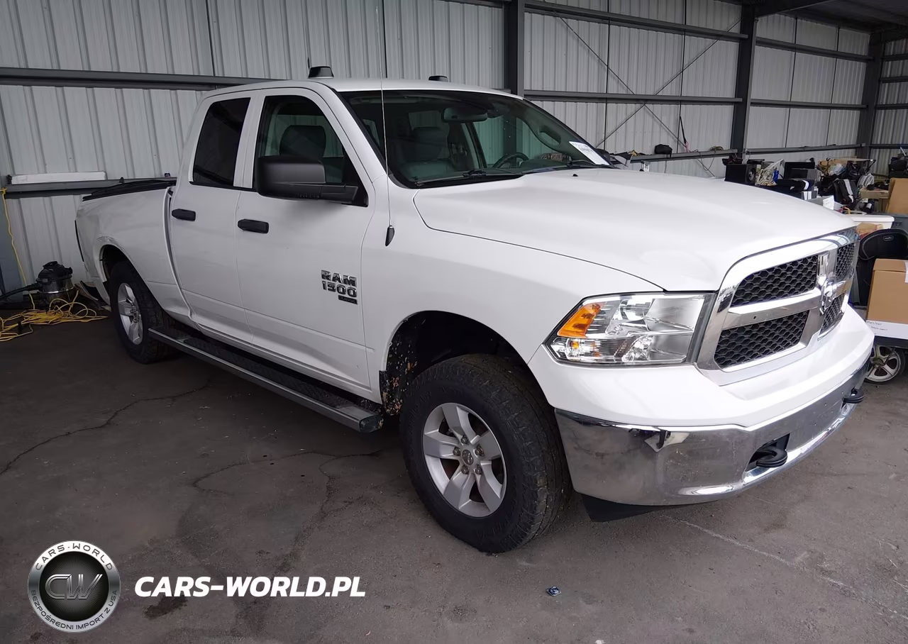2019 Ram 1500 Classic Tradesman 4X4 6'4 Box – zdjęcie 1 z 18