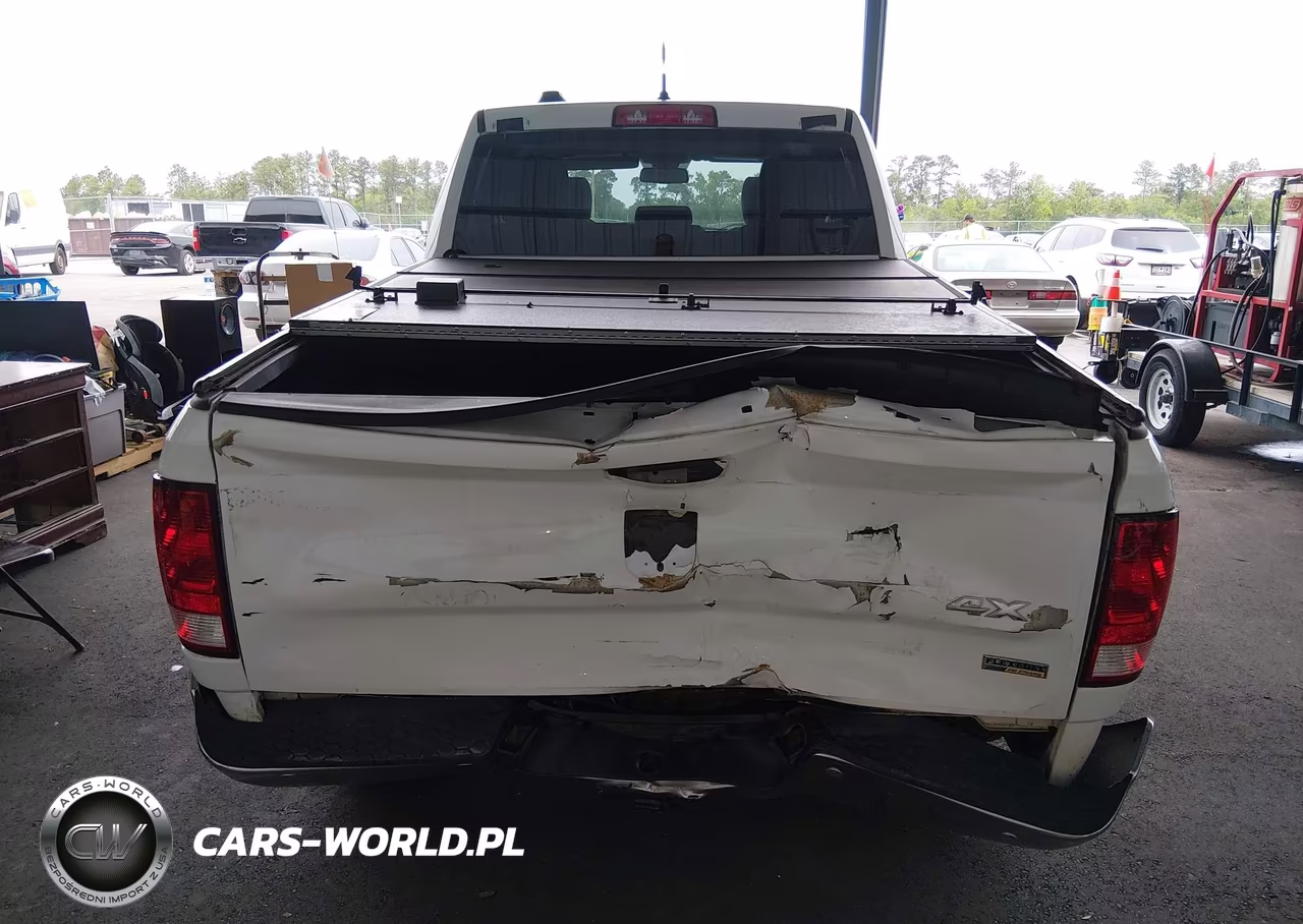 2019 Ram 1500 Classic Tradesman 4X4 6'4 Box VIN:1C6RR7FG8KS656763 - 16