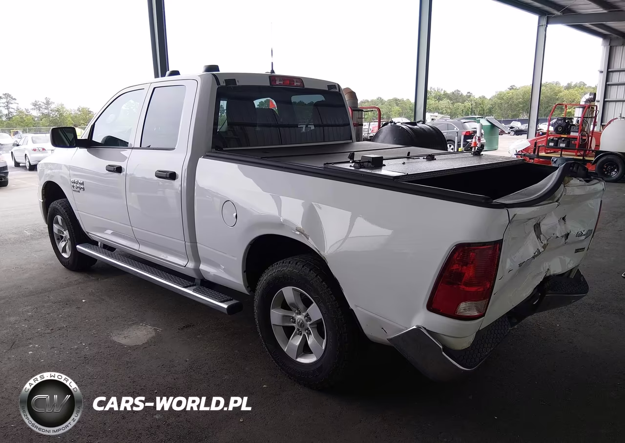 2019 Ram 1500 Classic Tradesman 4X4 6'4 Box VIN:1C6RR7FG8KS656763 - 3